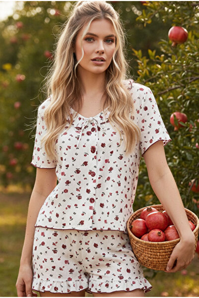 Siyah İnci White Pink Floral Patterned Crinkle Buttoned Shorts Set26120125
