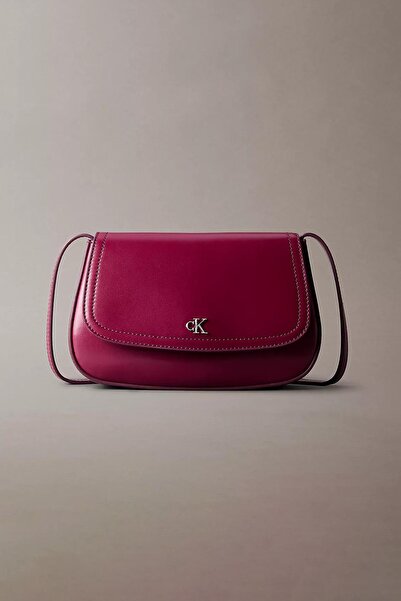 Calvin Klein Kadın Ck Flap Camera Bag Omuz Çantası - Pembe