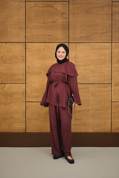 LOCCO Women's Self-Patterned Collared Cape and Waist Tie Suit in Burgundy