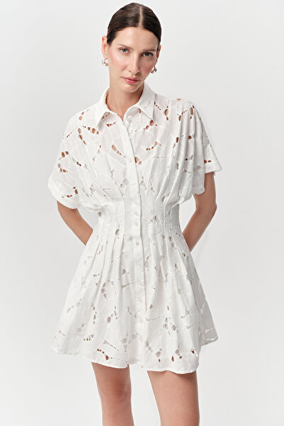 Exquise Short Sleeve Hollow Out Shirt Collar Slim Fit Mini Dress