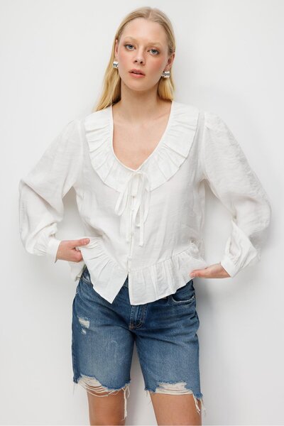 Mixray 4813 Women's Flounce V-Neck Blouse Ecru