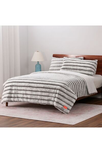 Orange Bed & Bath Winter Stripe King | 3-Piece Double Winter Faux Fur Duvet Set