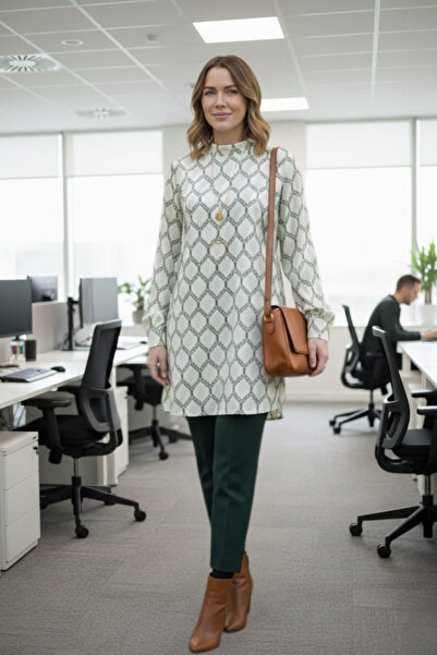 EN WOMAN Ecru High Neck Slit Viscose Geometric Patterned Side Gathered Tunic