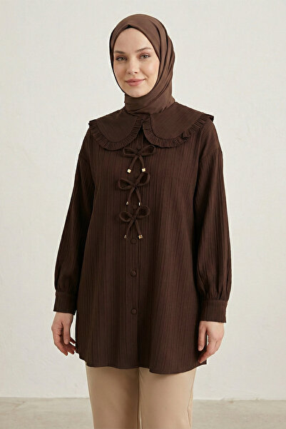FERHEL Women's Ribbon Detailed Buttoned Baby Collar Hijab Tunic - Brown