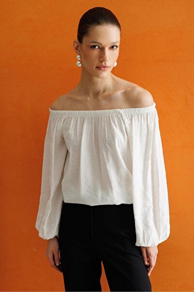 Mixray 4819 Women's Madonna Collar Modal Blouse Ecru