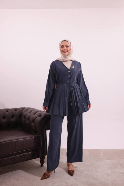 VOICTEC Women's Premium Brooch Diagonel Fabric Suit