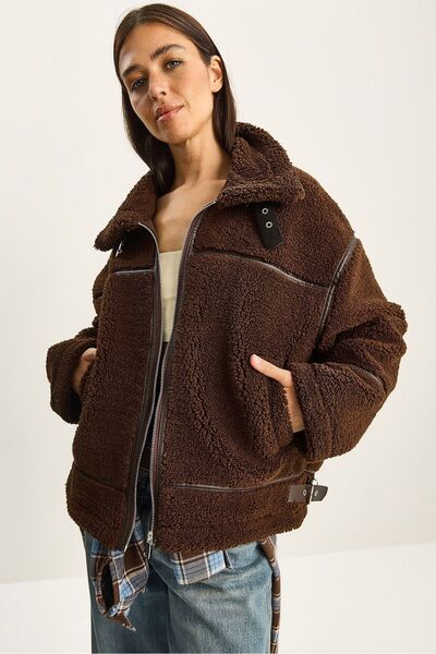 Hiccup LUCCI Oversized Faux Fur Jacket
