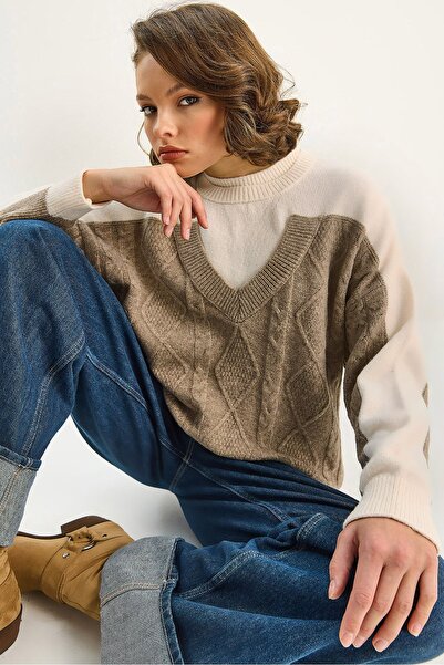 Hiccup LUCCI round neck long sleeve knitted sweater, Argyle pattern