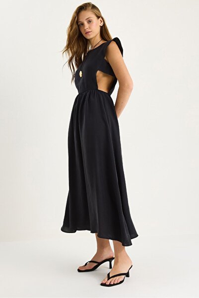 Hiccup Midi dress with round neck and cutout
