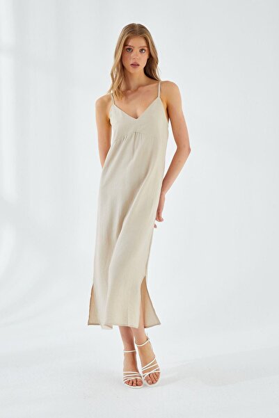 Hiccup Mixray midi dress with V-neck and slit