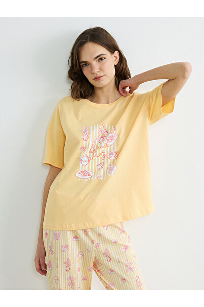 LC Waikiki Nevaa Collection Ecru Crew Neck Printed Women's Pajama Set