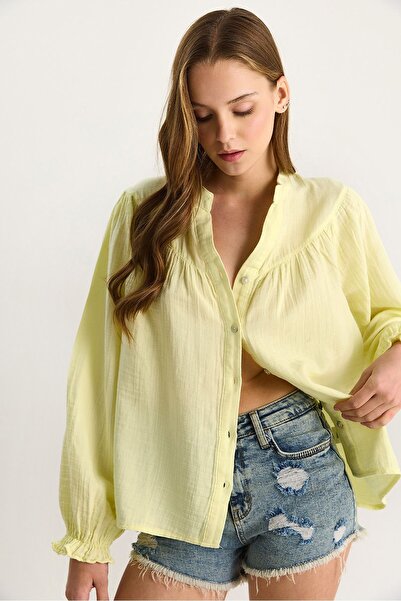 Hiccup Cămașă texturată cu decolteu în V și nasturi