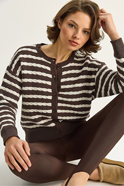 Hiccup LUCCI Hair Braid Knitwear Cardigan with Button Closure