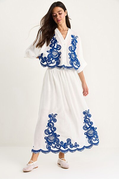 Hiccup Oversized V-neck shirt with 3/4 sleeves and wide-leg pants set