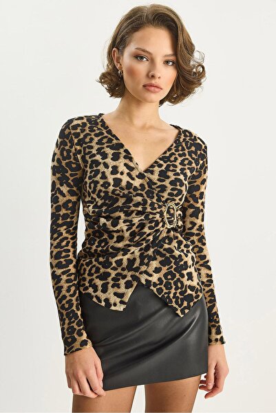 Hiccup LUCCI blouse with Double-Breasted and accessories