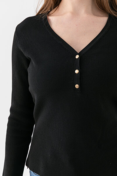 Butik V-Neck Women's Sweater with Ruffles