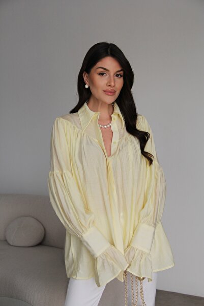 Askı Nişantaşı Yellow Shirred and Sleeve Detailed Shirt
