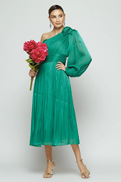 Ejolie Isra green dress
