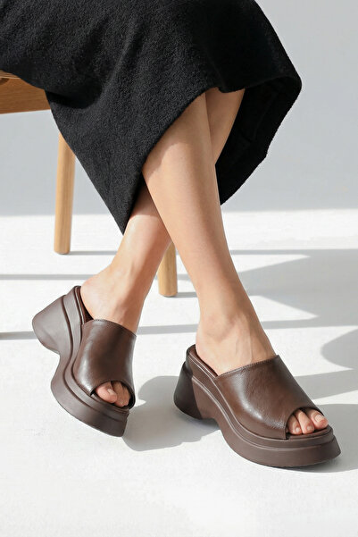 Riccon Women's Slippers 0012905 Brown