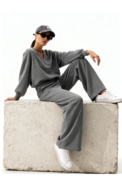 ALİKA Basic V-Neck Wide Leg Casual Stylish Top and Bottom Tracksuit Set