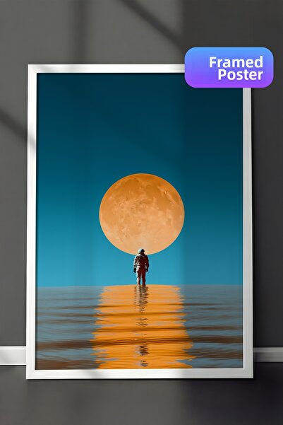 Zestia Pictură murală înrămată în alb cu lună uriașă și siluetă umană în fața...