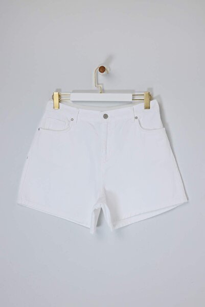 Trendyol Curve White Elastic High Waist Mini 100% Cotton Plus Size Denim Shor...