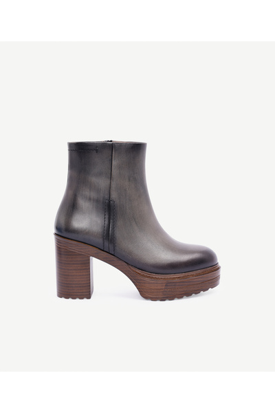 Yargıcı Thick Wedge Heeled Leather Boots