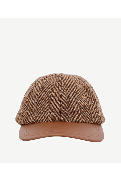 Yargıcı Balıksırtı Desenli Yün Kap