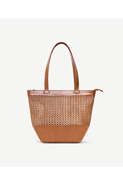 Yargıcı Örgü Detaylı Omuz Çantası