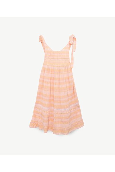 Yargıcı Sırt Detaylı Uzun Elbise