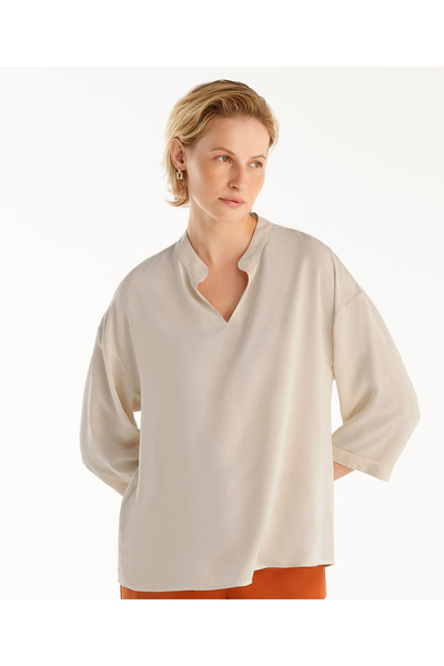 Yargıcı Collar Detailed Blouse