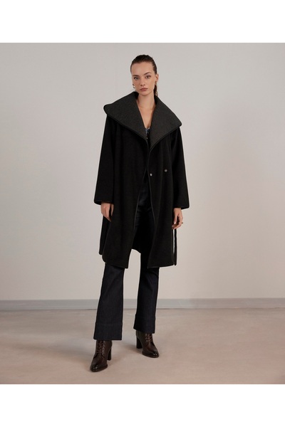 Yargıcı Biye Detaylı Palto