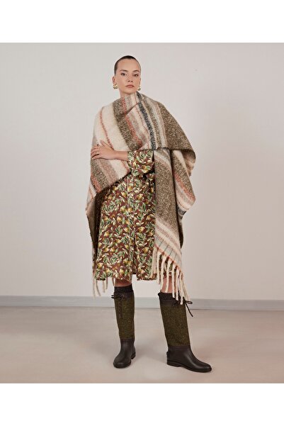 Yargıcı Biyeli Elbise