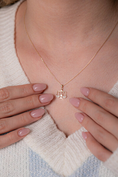 Kolyecik 14 Ayar Altın Terazi Kolye