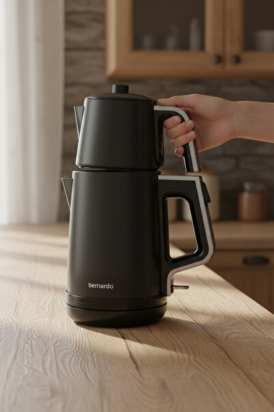 Bernardo Riva Steel Tea Maker Black