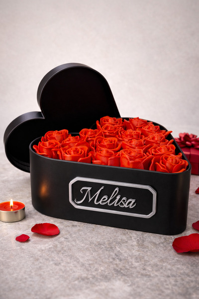 Home Kişiye Özel İsimli Kalp Kutuda Solmayan Kırmızı Gül – Sevgililer Günü He...
