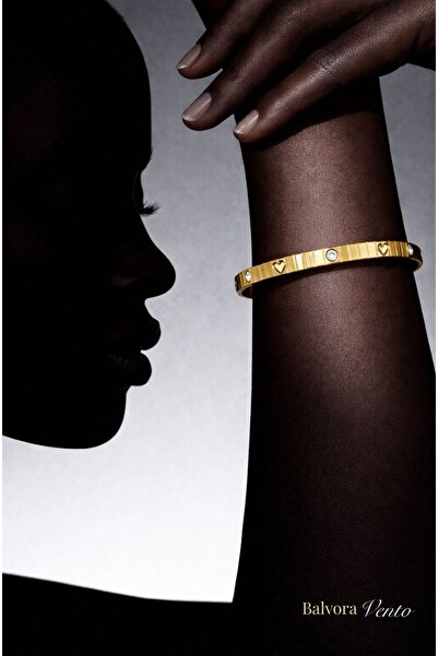BALVORA VENTO KADIN ÇELİK KALPLİ GOLD KELEPÇE RENK ATMAZ