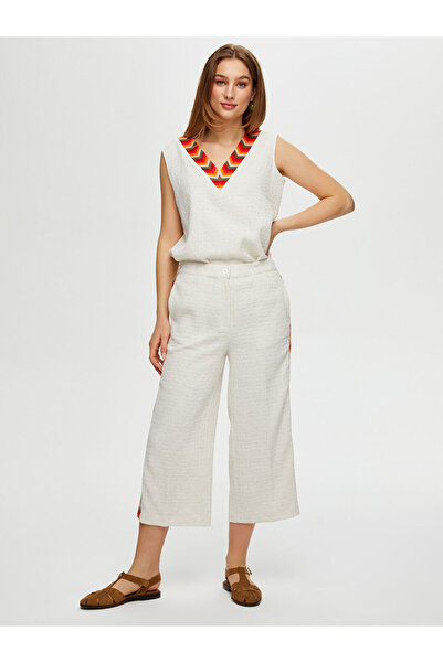 Faik Sönmez Капрі з кольоровим вишиванням, з текстурованою тканиною, широкі ш...
