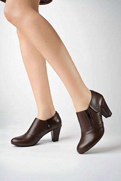 Deripabuc Hakiki Deri Kahverengi Kadın Topuklu Deri Ayakkabı TRC-1069