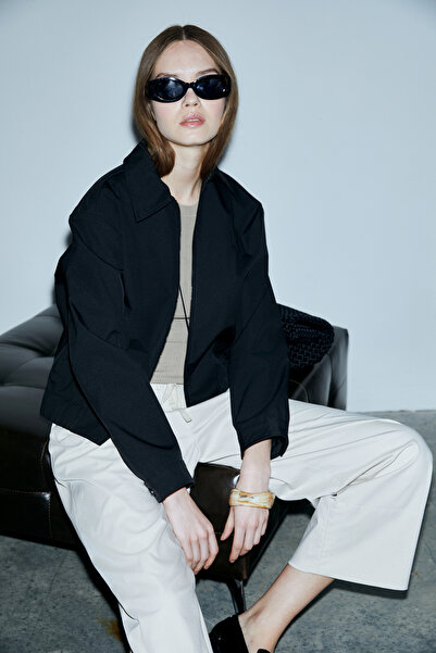 Lufian Berry Women's Outerwear Black