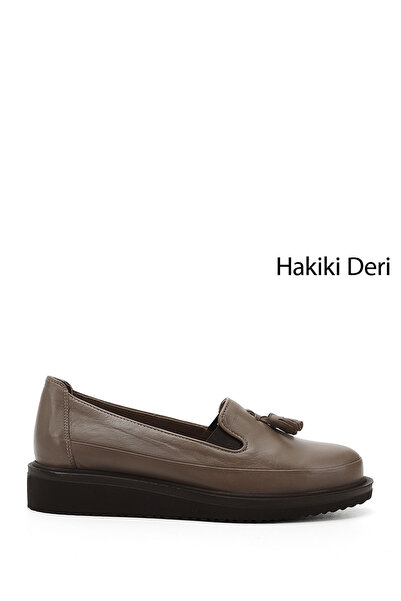 GÖNDERİ(R) حذاء نسائي من الجلد الطبيعي بنعل عريض عتيق من فرو المنك