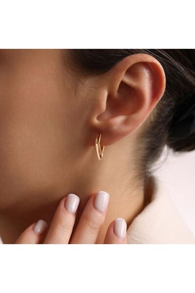 Sembol Gold Ajda Küpe 14 Ayar Üçgen Form 1.5 cm