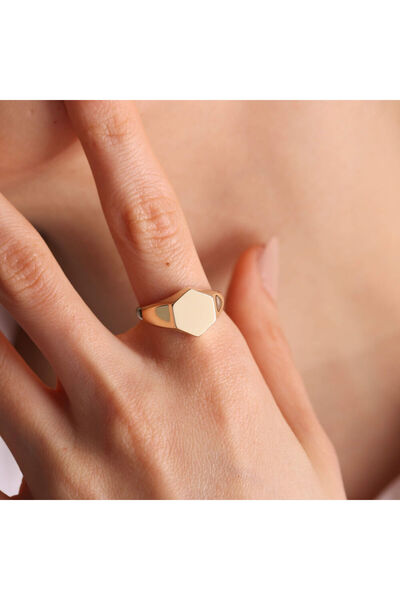 Sembol Gold 14K Altın Şövalye Yüzük (Kişiselleştir) Altıgen 1,0 cm