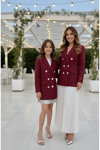 Hilal Akıncı Kids سترة بليزر مزينة بالأحجار من ماركة آن جيرل