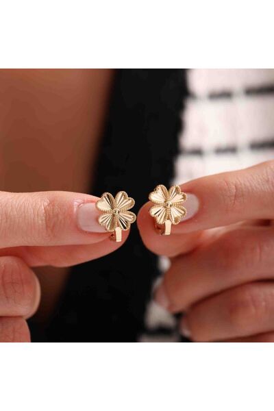 Sembol Gold Aynalı Altın Kalpli Yonca Küpe