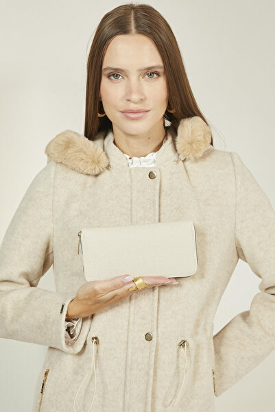 Zühre Monogram Desenli Bej Cüzdan 010