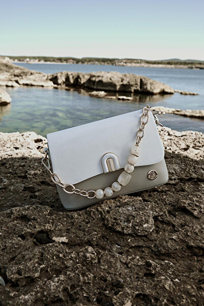 Zühre حقيبة يد وكتف بيضاء مزينة بالخرز Z0038