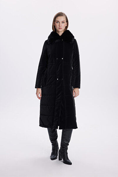 Zühre Kürk Yaka Cepli Siyah Mont 13699