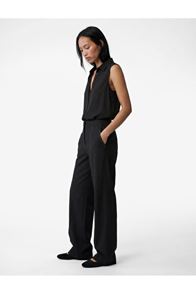 Koton Buttoned Classic Collar Sleeveless Shirt