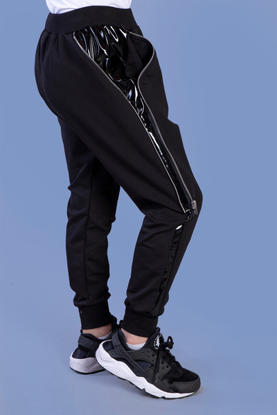 Toontoy بنطلون رياضي للفتيات مطبوع بخصر مضلع وجيب بسحاب - مظهر جلدي